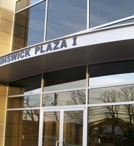 Brunswick Plaza, NJ 1 Alumiframe